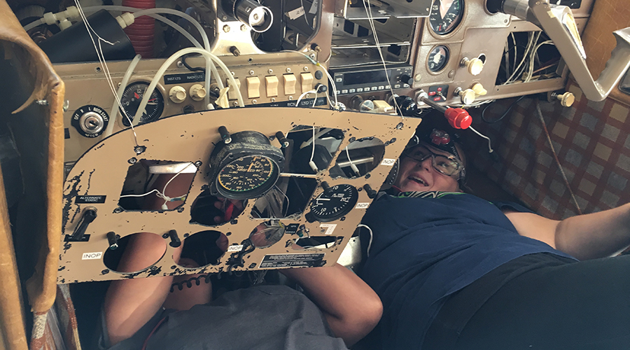 Advanced Avionics Everett Community College